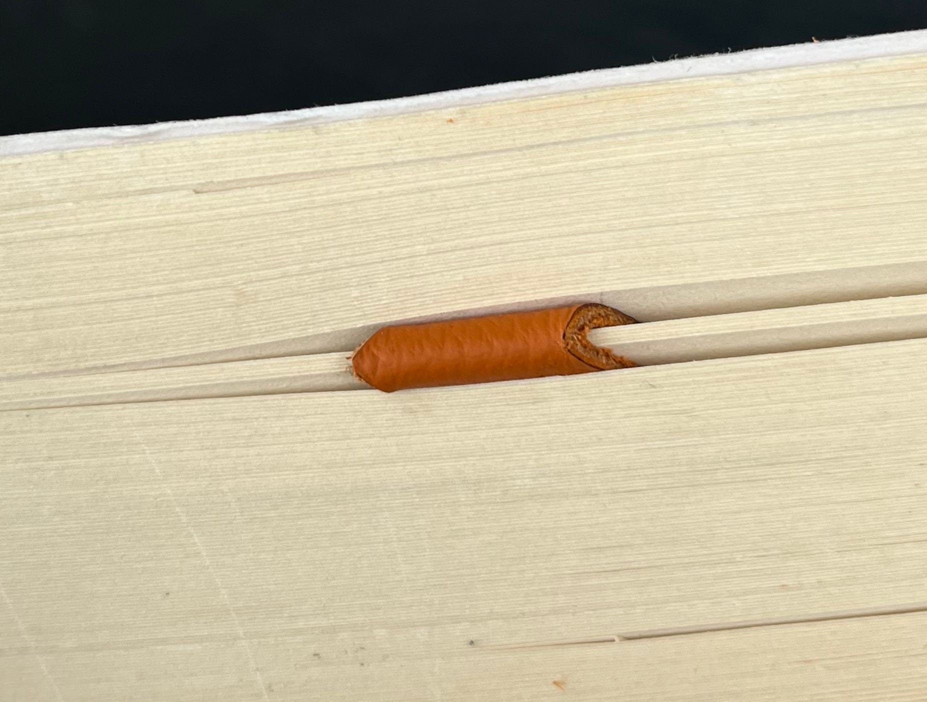 Buchmerker aus Leder - handgefertigt von Jan - Mein Schusterhof