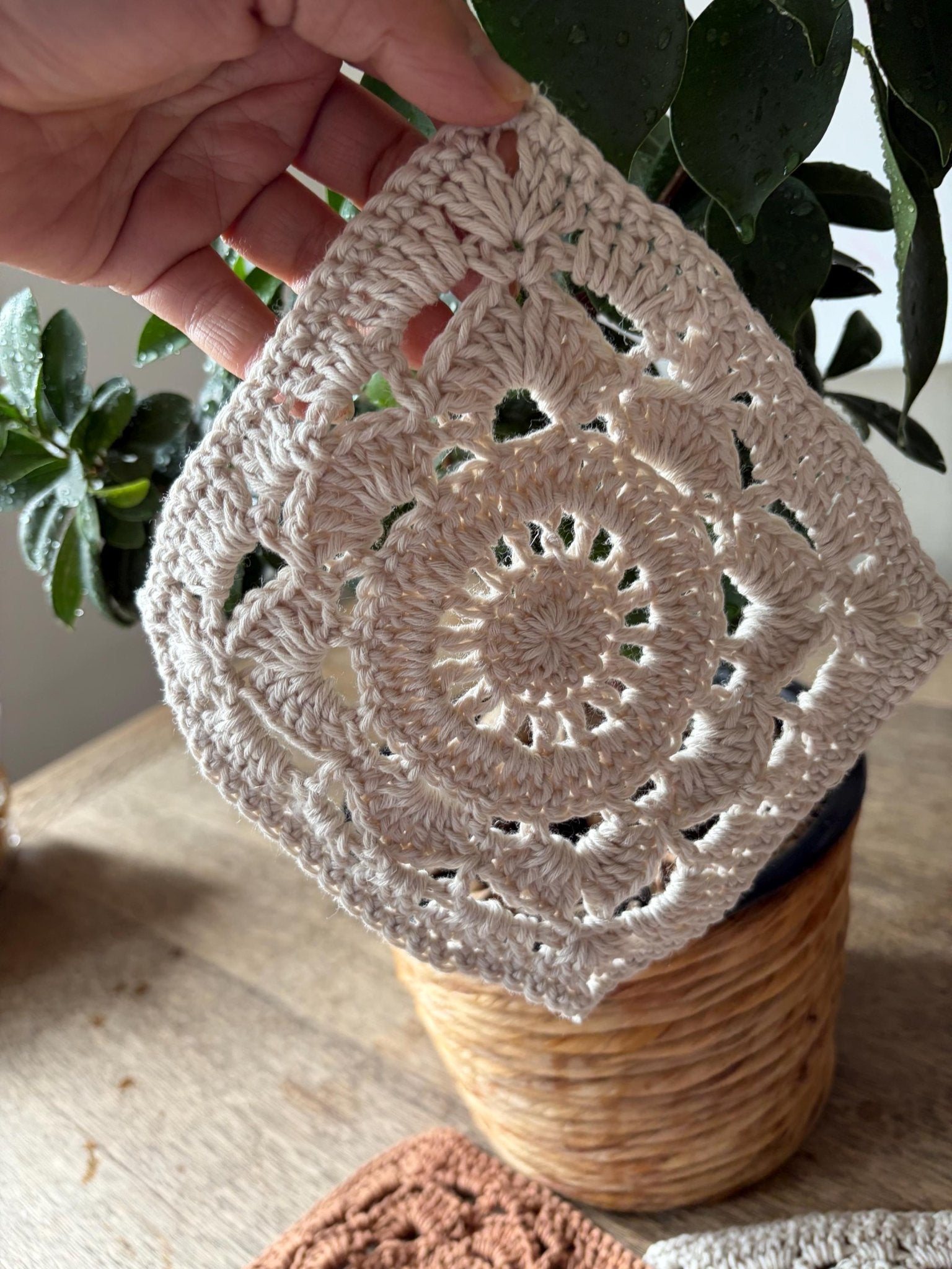 Granny Square gehäkelt aus Bayern zur Weiterverarbeitung - Mein Schusterhof