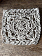 Granny Square gehäkelt aus Bayern zur Weiterverarbeitung - Mein Schusterhof