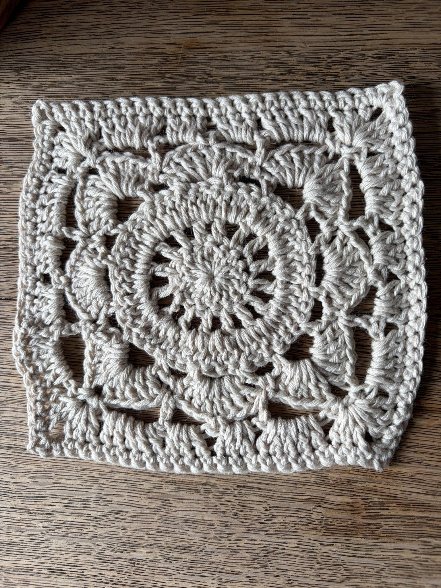 Granny Square gehäkelt aus Bayern zur Weiterverarbeitung - Mein Schusterhof
