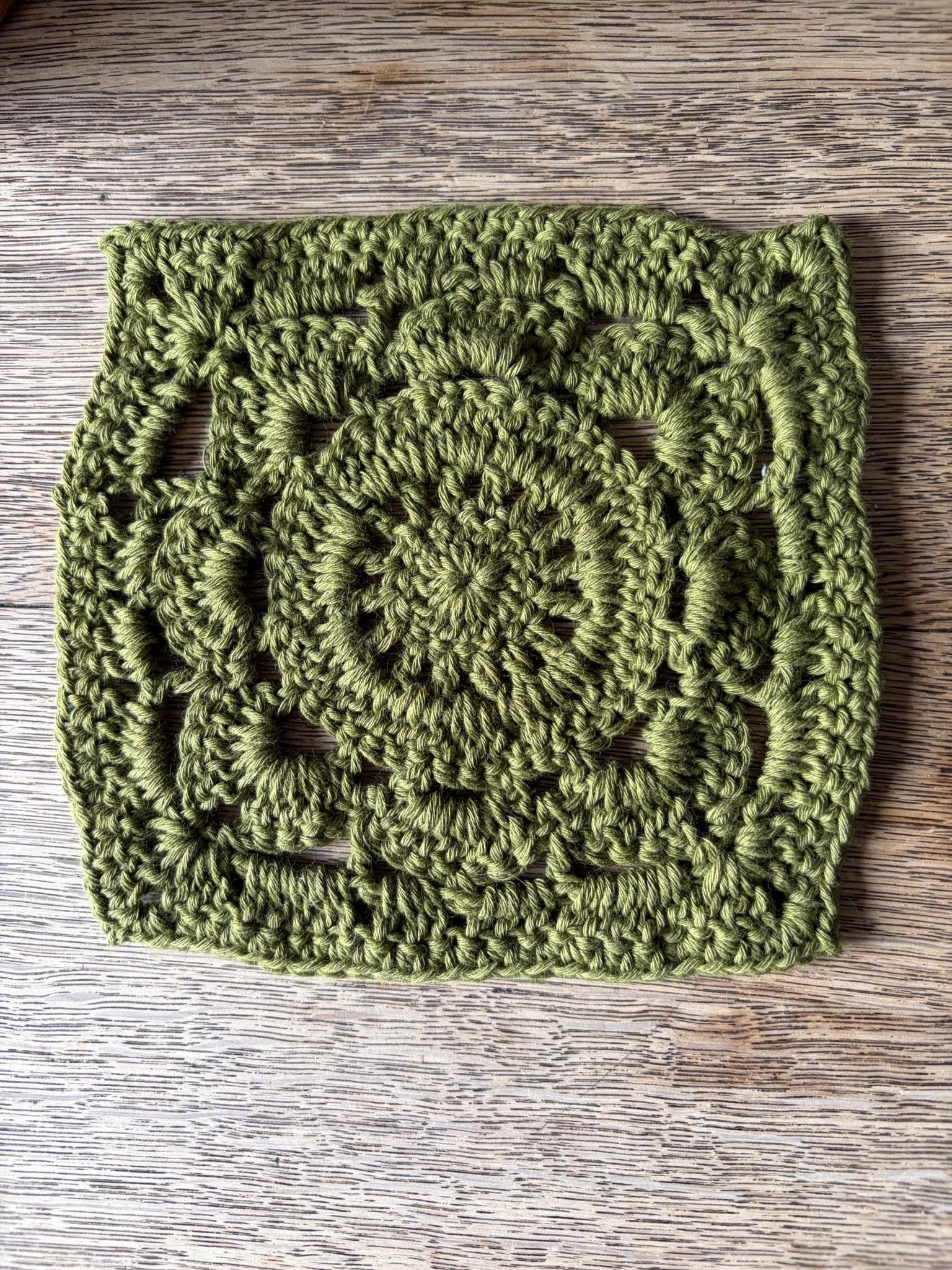 Granny Square gehäkelt aus Bayern zur Weiterverarbeitung - Mein Schusterhof