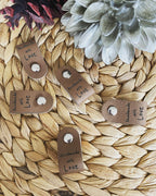 Leder Anhänger mit deinem Bild oder Text / Echtleder Etiketten für Handarbeiten / Wiederverwendbar / Handmade DIY Projekte Geschenkidee Oma - Mein Schusterhof