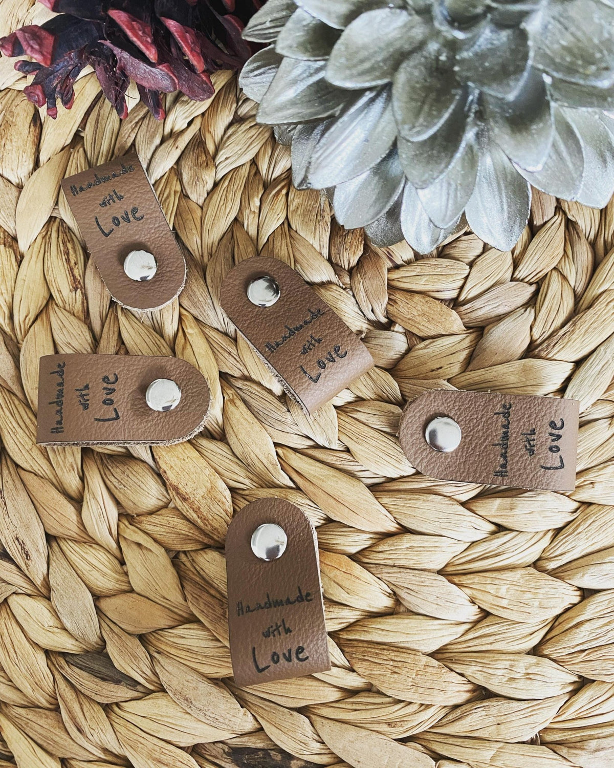 Leder Anhänger mit deinem Bild oder Text / Echtleder Etiketten für Handarbeiten / Wiederverwendbar / Handmade DIY Projekte Geschenkidee Oma - Mein Schusterhof