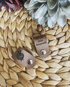Leder Anhänger mit deinem Bild oder Text / Echtleder Etiketten für Handarbeiten / Wiederverwendbar / Handmade DIY Projekte Geschenkidee Oma - Mein Schusterhof